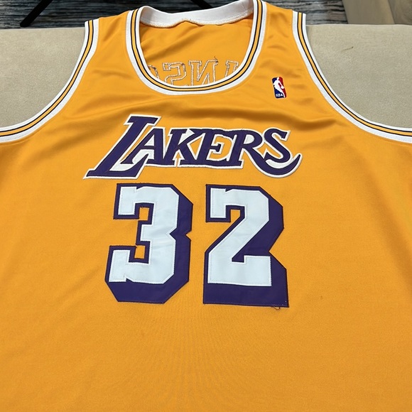 MAGIC JOHNSON JERSEY - Picture 2 of 6